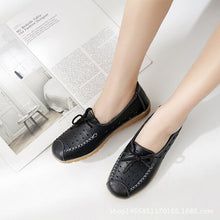 Load image into Gallery viewer, Summer women flats shoes women genuine leather